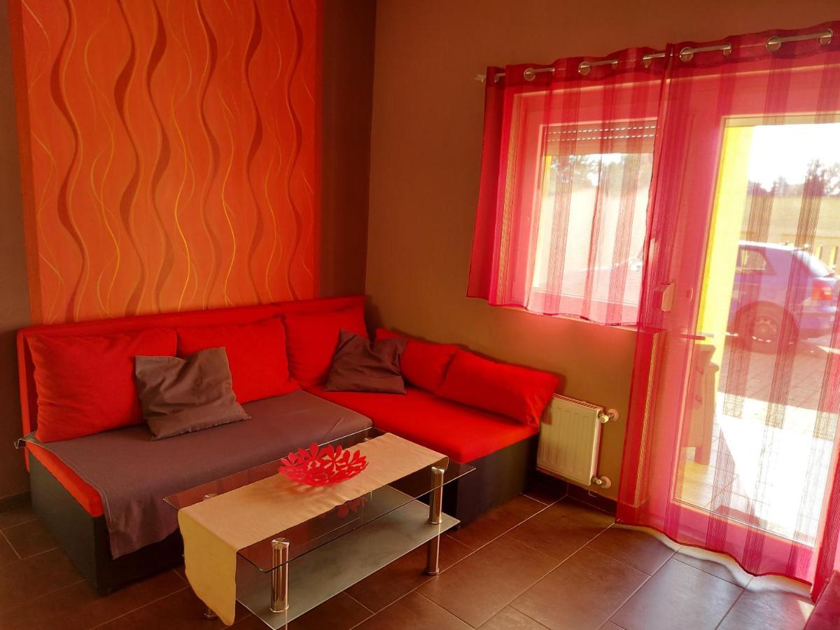 Corner Apartman 5 Шиофок Экстерьер фото