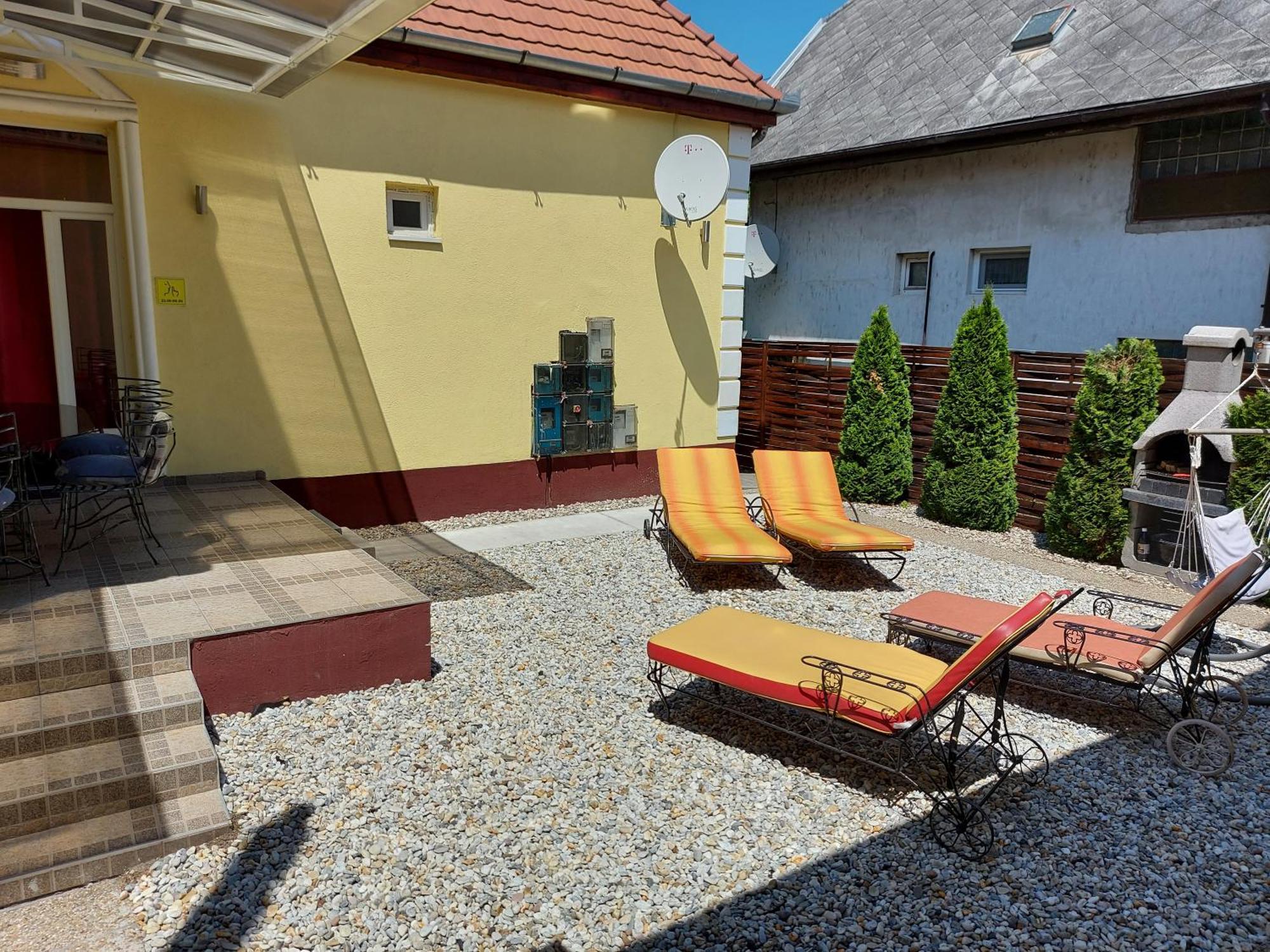Corner Apartman 5 Шиофок Экстерьер фото